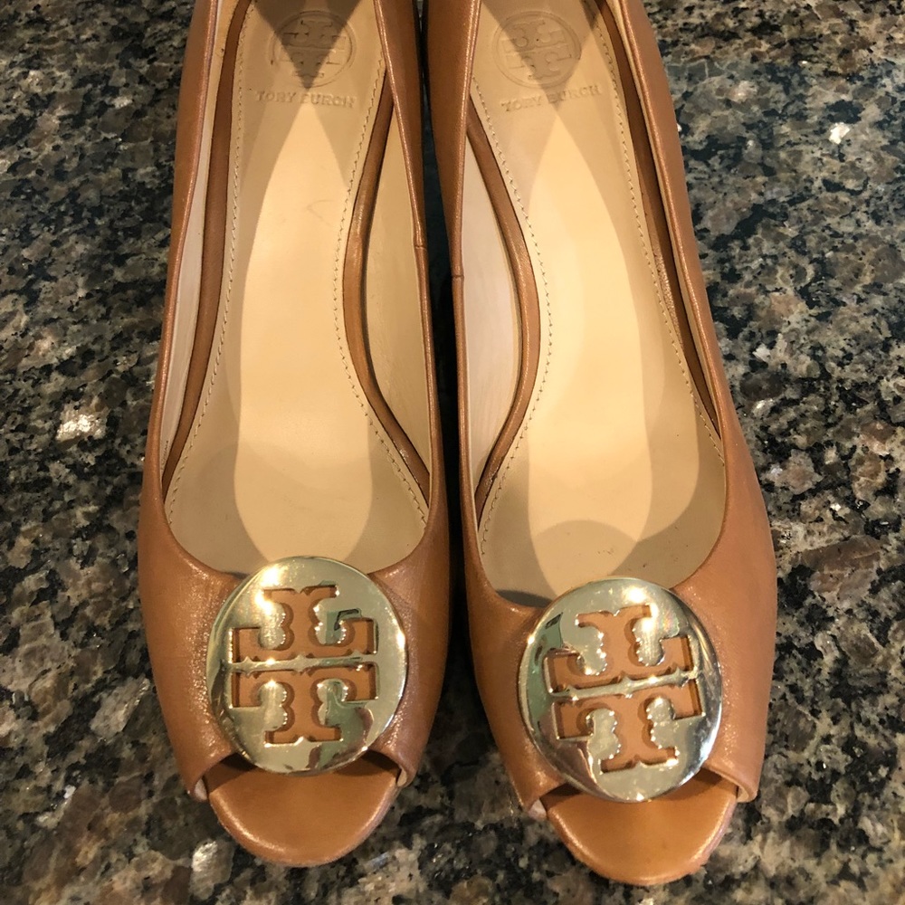 Tory Burch Tan Leather Wedges with Gold Logo Medallions